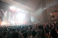 「SPACE SHOWER TV × J:COM PUFFY Precious Live in 熊本」の様子。（撮影：岸田哲平）