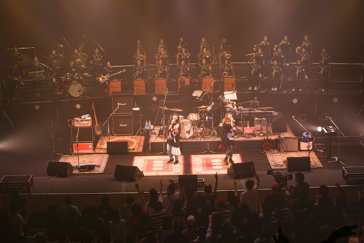 Puffy ひさびさ熊本ワンマンにくまモンも駆け付ける ライブレポート 写真11枚 音楽ナタリー
