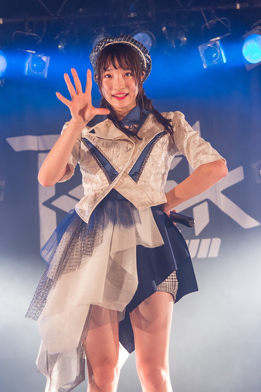 里仲菜月（写真提供：Velvet management）