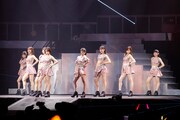 「Juice=Juice LIVE 2018 at NIPPON BUDOKAN TRIANGROOOVE」の様子。（写真提供：アップフロント）