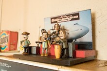 店内に飾られているメンバーのフィギュアは、2003年にサザンとJALのコラボキャンペーンが展開された当時、友人と協力してやっと手に入れたもの。