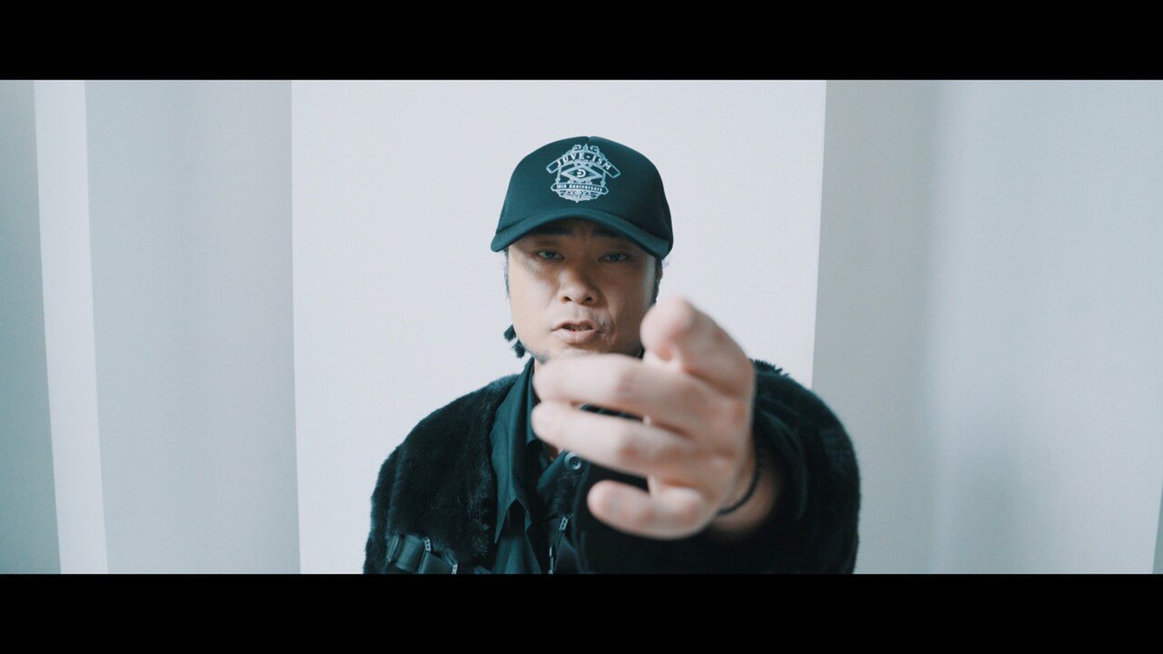 Diggy-MO'「GOD SONG」ミュージックビデオのワンシーン。 - Diggy-MO