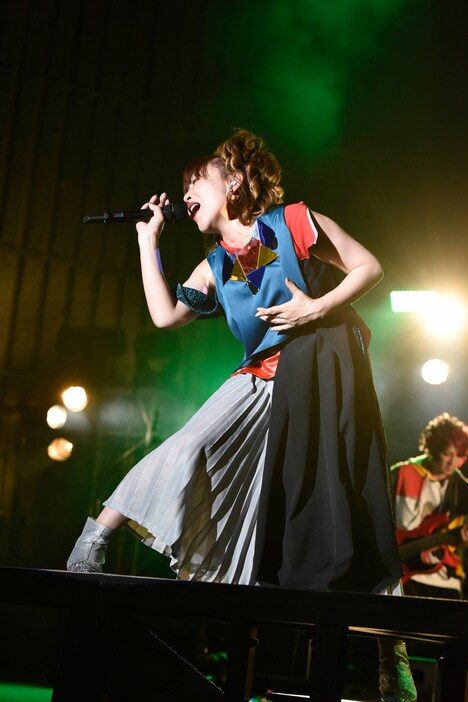 atsuko（Vo）（撮影：釘野孝宏）