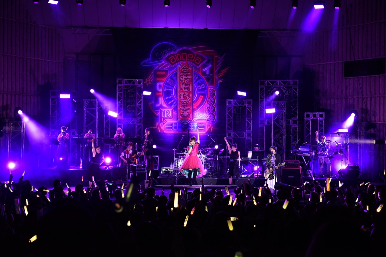angela「angela Live 2018 All Time Best in 日比谷野音」の様子。（撮影：釘野孝宏）