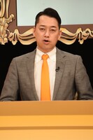 設楽統（バナナマン）