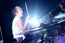 八木優樹（Dr, Cho）（撮影：後藤壮太郎）