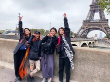 ヨーロッパツアー中のLAZYgunsBRISKY。