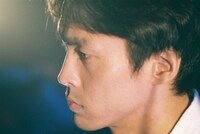 須田洋次郎（Dr）（撮影：トヤマタクロウ）