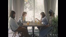 乃木坂46「告白の順番」ミュージックビデオのワンシーン。