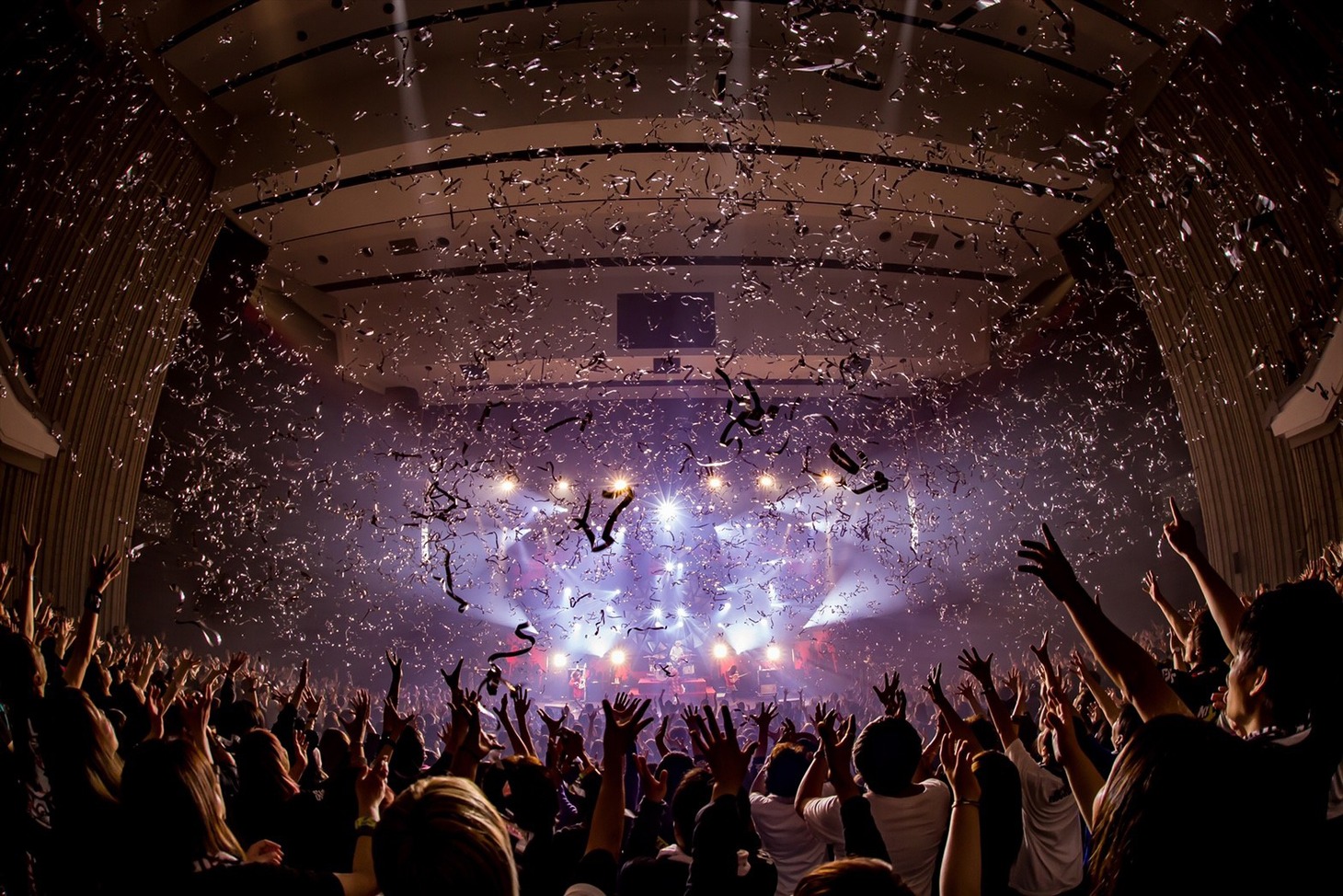 「MY FIRST STORY S・S・S TOUR 2018」大阪・オリックス劇場公演の様子。（Photo by Takashi "TAKA" Konuma）