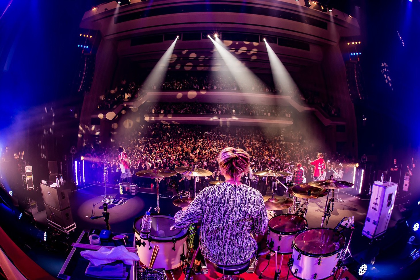 「MY FIRST STORY S・S・S TOUR 2018」大阪・オリックス劇場公演の様子。（Photo by Takashi "TAKA" Konuma）