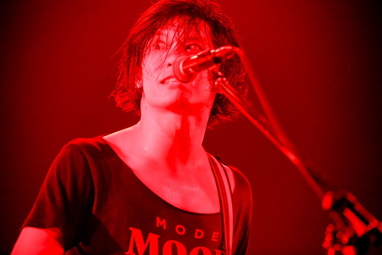 田淵智也（B）（Photo by Viola Kam［V'z Twinkle］）