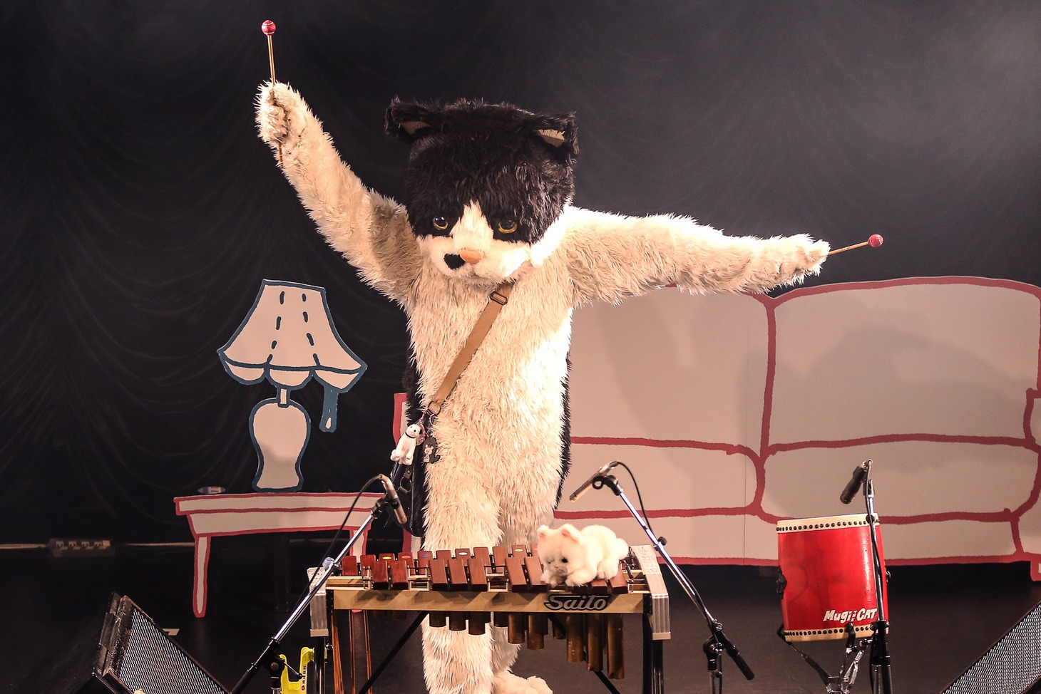 昨日行われた「むぎ（猫）プレゼンツLIVE『Wonder Nyander 2018』【東京編 -ヒトの手も借りたいっ☆-】」の様子。