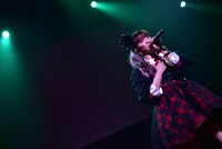 星名美怜の生誕ソロライブ「PINK DOLL HOUSE」の様子。