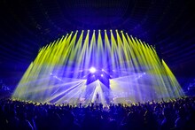 ONE OK ROCK「ONE OK ROCK with Orchestra Japan Tour 2018」大阪・大阪城ホール公演の様子。（撮影：橋本塁[SOUND SHOOTER]）