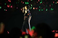 となりの坂田。（撮影：小松陽祐［ODD JOB］、黒瀬友理）