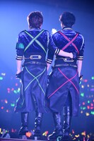 左からうらたぬき、となりの坂田。。（撮影：小松陽祐［ODD JOB］、黒瀬友理）