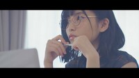 AKB48 AiKaBu選抜「夢へのプロセス」ミュージックビデオのワンシーン。