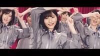 AKB48 AiKaBu選抜「夢へのプロセス」ミュージックビデオのワンシーン。