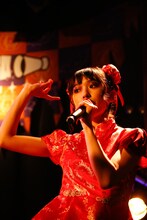 小泉遥香（写真提供：エイベックス）