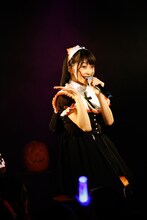 辻野かなみ（写真提供：エイベックス）