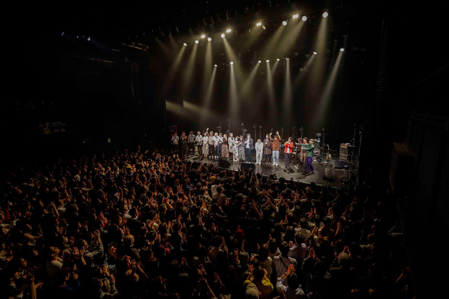 「冨田ラボ 15th Anniversary LIVE < M-P-C "Mentality, Physicality, Computer" >」の様子。（Photo by HAJIME KAMIIISAKA）