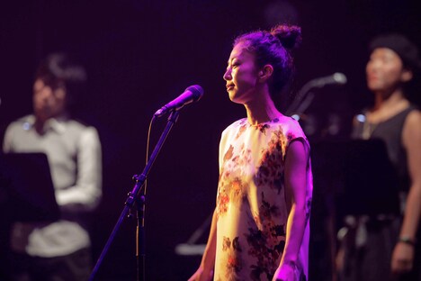 bird(Photo by HAJIME KAMIIISAKA)