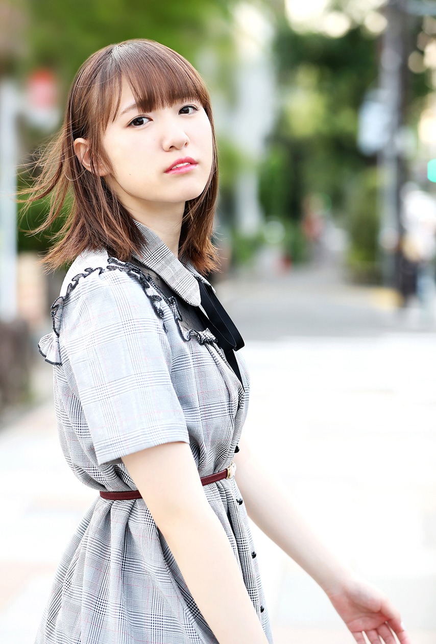 上月せれな