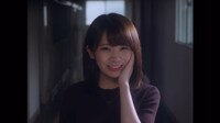秋元真夏の個人PV「タイムトラベラー」予告編のワンシーン。