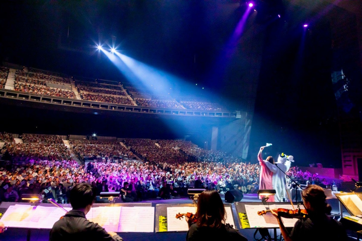 東京国際フォーラム ホールA公演の様子。(C)2018 Ichiro Kawashima