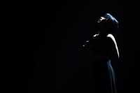 「Hikaru Utada Laughter in the Dark Tour 2018」初日公演の様子。（撮影：岸田哲平）