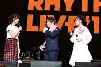 左から佐藤梨那。大原バカリ子。（撮影：山内洋枝）