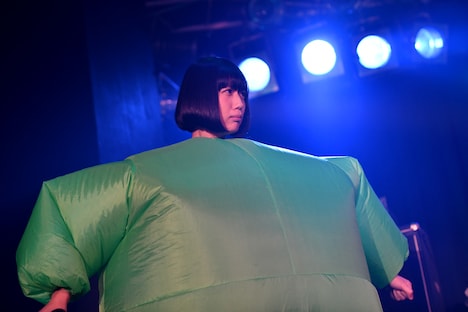 突然現れた怪人ぼっこりぼんぼん。