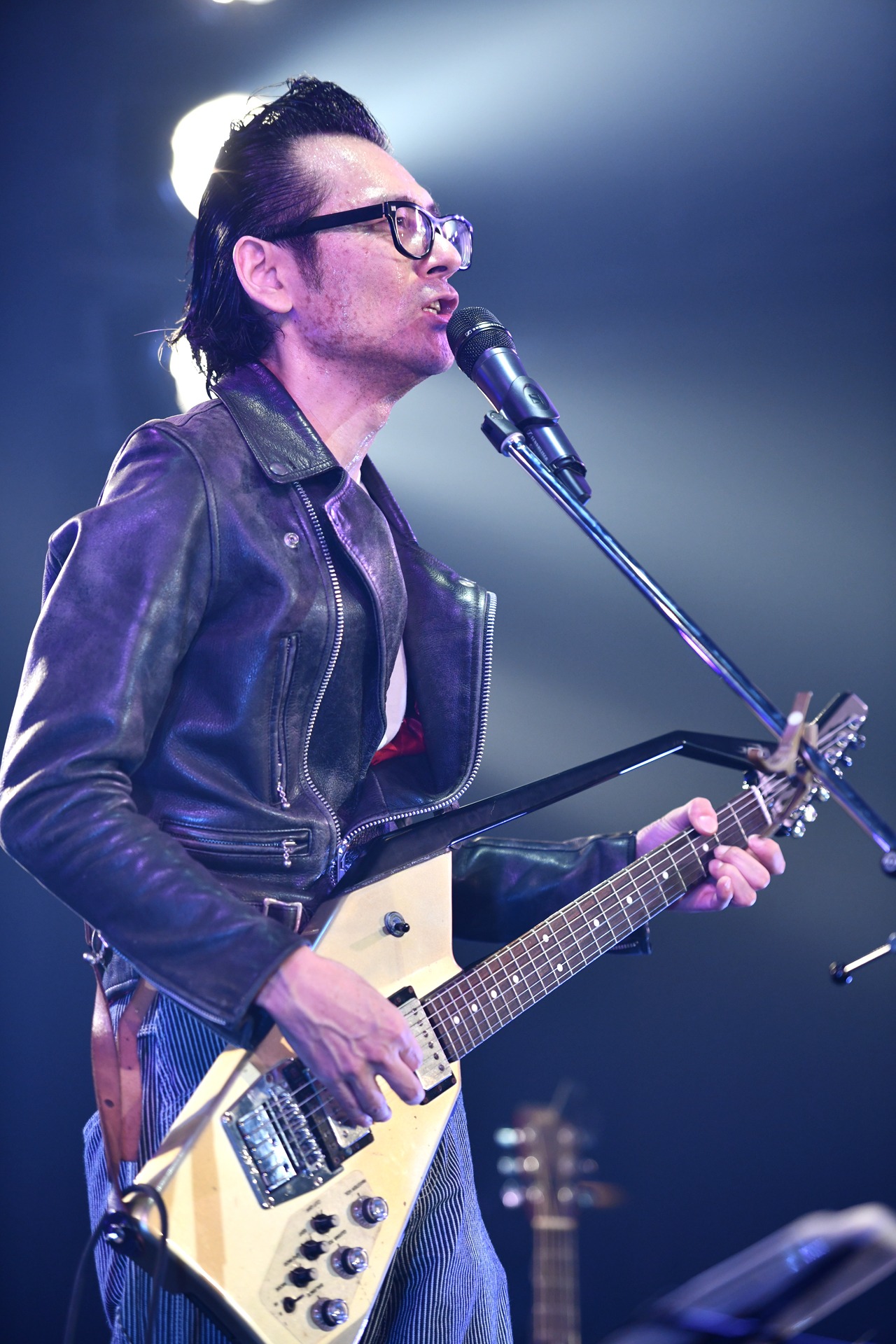 木暮晋也（G, Vo / トーテムロック）