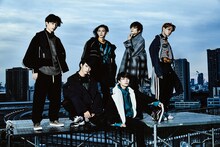 XOX。左から2人目が志村禎雄。