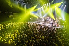 LUCKY TAPES「"dressing" release tour 2018」東京・マイナビBLITZ赤坂公演の様子。（Photo by Kousuke Ito）