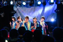 「ロッカジャポニカ ワンマン特別学習 ～ロジャポの脳の中～ 振替公演」の様子。（撮影：笹森健一）