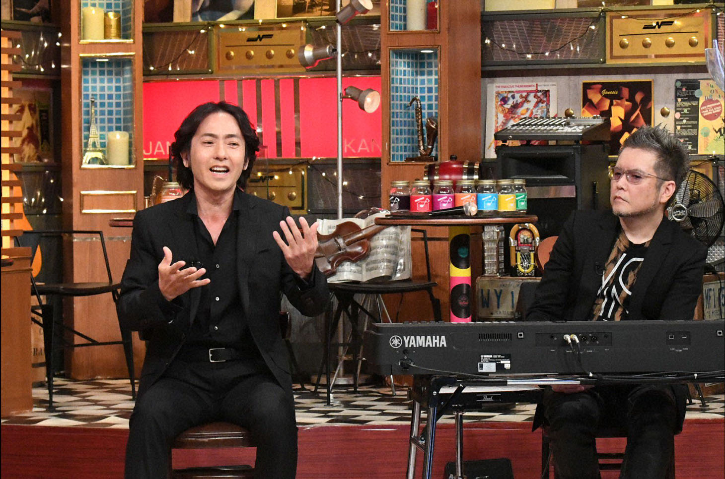 秋川雅史と坂本昌之。(c)テレビ朝日