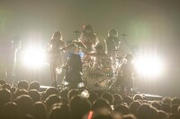 バンドじゃないもん！MAXX NAKAYOSHI（撮影：石崎祥子）