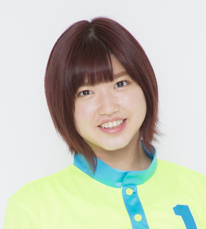 八木沢香を演じる竹内朱莉（アンジュルム）。