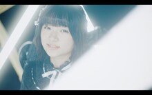 ロッカジャポニカ「MUGEN」ミュージックビデオのワンシーン。