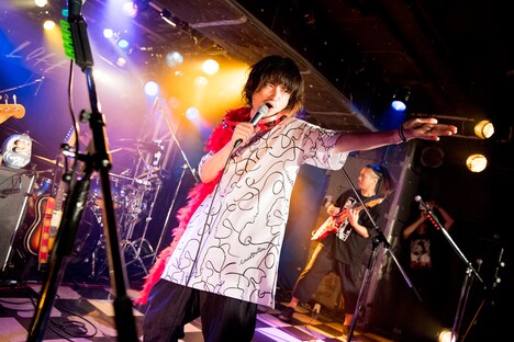 稲村太佑(Vo, G / アルカラ)