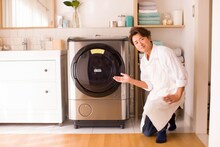 大野智（嵐）と日立のドラム式洗濯乾燥機「ビッグドラム」。