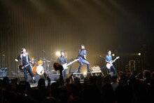 加藤和樹「Kazuki Katol Live "GIG" TOUR 2018 ～Ultra Worker～」最終公演の様子。（photo by Minamoto_Katsumi）