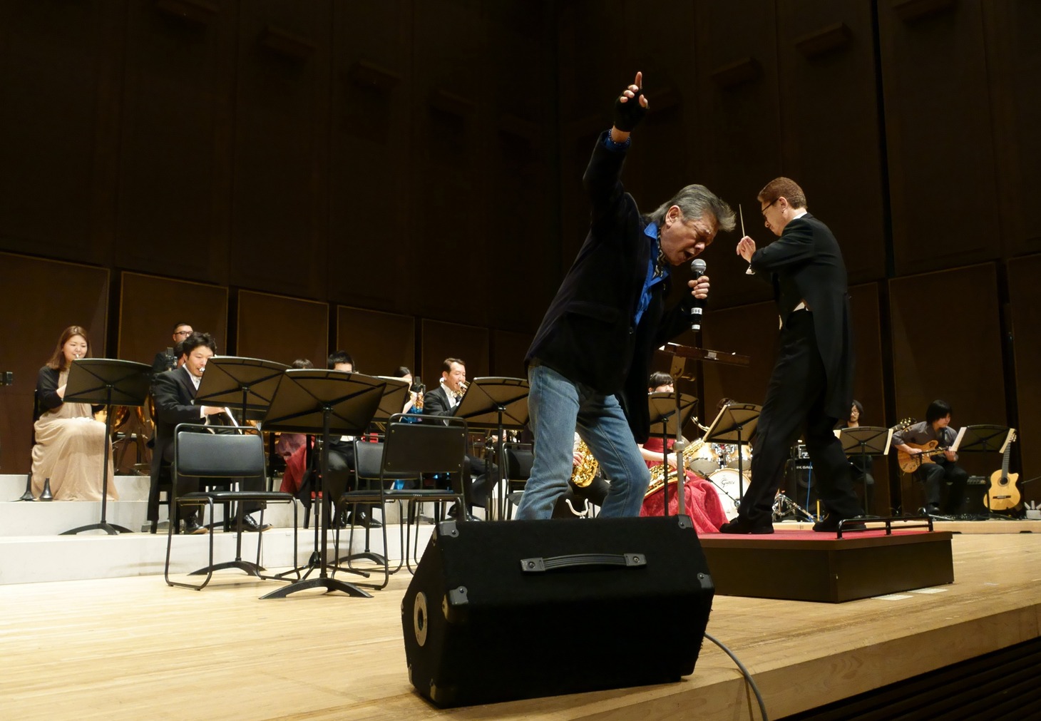 「渡辺宙明卆寿記念コンサートVol.2」出演時の成田賢。（写真提供：スリーシェルズ）