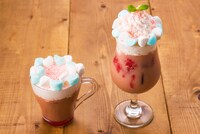 「Love Collection 2 Cafe」コラボメニュー「mintマシュマロミルクティー」。