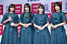 左から渡邉理佐、渡辺梨加、小池美波、織田奈那。