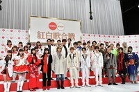 「第69回NHK紅白歌合戦」出場者発表会見の様子。
