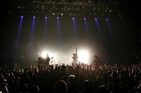 SHERBETS「20th Anniversary Tour 2018『8色目の虹』」東京・TSUTAYA O-EAST公演の様子。（写真提供：アリオラジャパン）