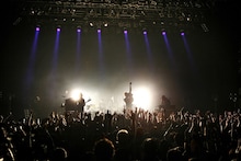 SHERBETS「20th Anniversary Tour 2018『8色目の虹』」東京・TSUTAYA O-EAST公演の様子。（写真提供：アリオラジャパン）